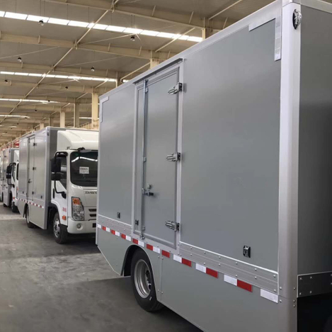 <b>Aluminium Honeycomb Panels</b><br> Dry Van Truck Body